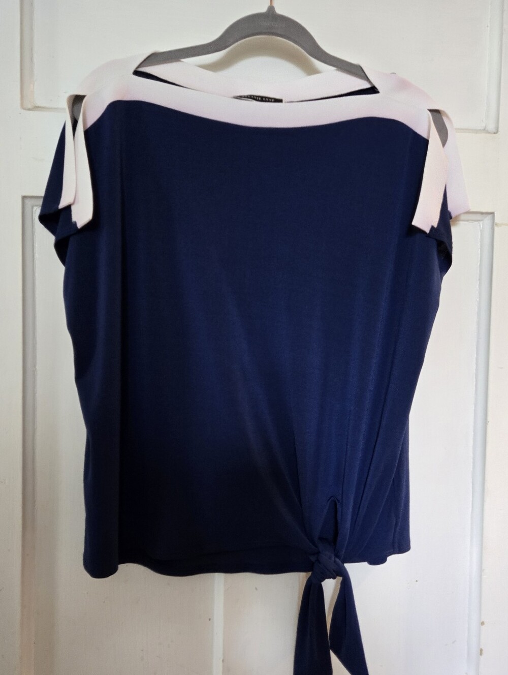 Melanie Lyne Top